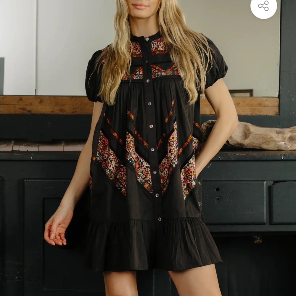Love the label Molly mini dress size small boho embroidered NWT